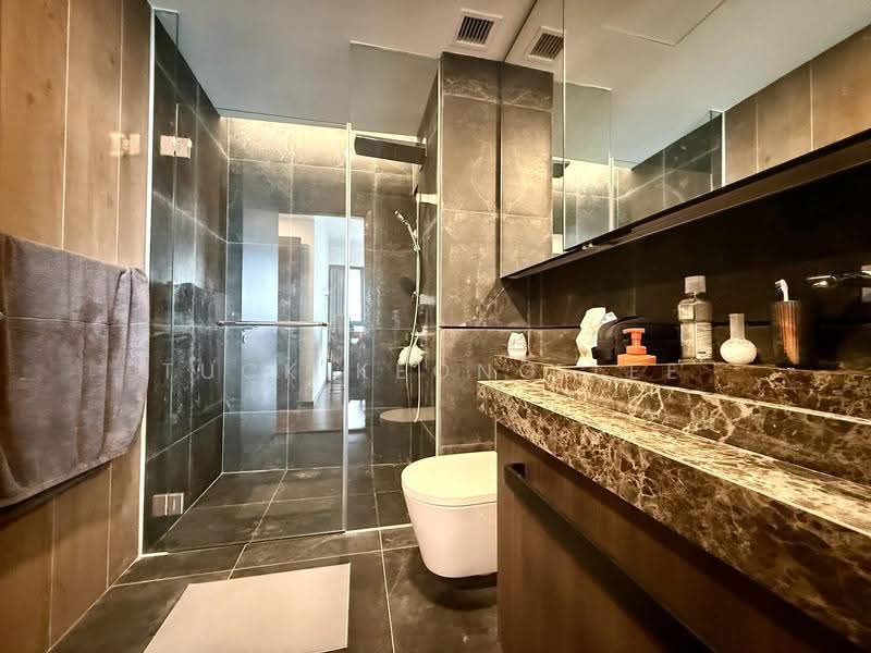 One Pearl Bank, 1 Pearl Bank, Alexandra / Commonwealth, 3 Bedrooms, 1,098 sqft, Condominium For Sale, by Tuck Keong Lee, 500271210 - Bathroom - PropertyGuru.com.sg