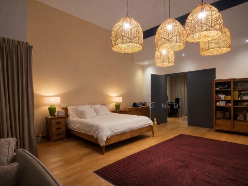 REALSTAR Frankel Estate Semi-D | Rebuilt with Pool & Lift | 5 Ensuite Bedrooms, East Coast / Marine Parade, 5 Bedrooms, 6,000 sqft, Semi-Detached House For Sale, by Micah Leong, 500271213 - Bedroom - PropertyGuru.com.sg