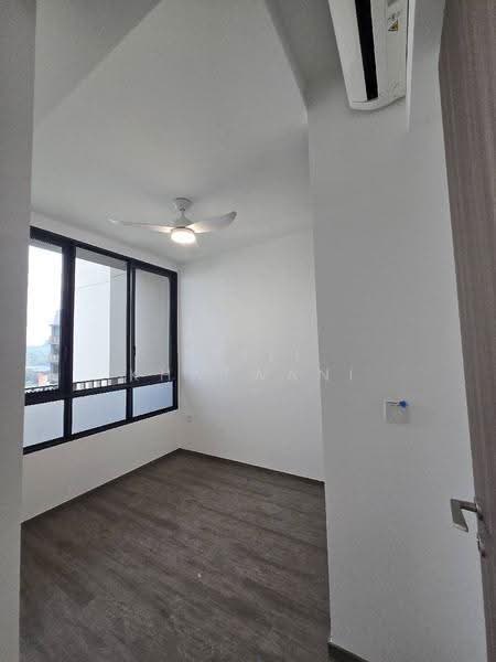 NORWOOD GRAND (U/C), 8, Admiralty / Woodlands, 3 Bedrooms, 904 sqft, Condominium For Rent, by Priti Khatwani, 500271214 - PropertyGuru.com.sg