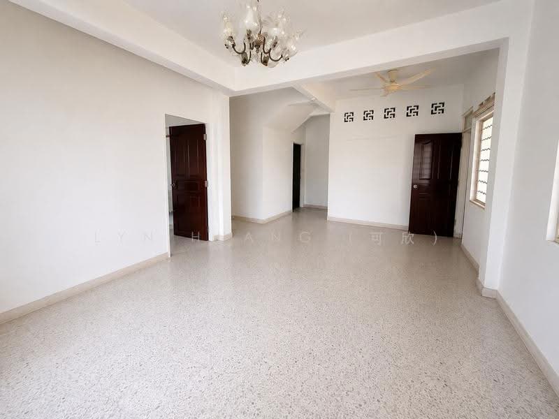 ★ GIANT ★ D10 Freehold Ideal for Rebuild | Walk to Sixth Avenue MRT, Lantana Avenue, Sixth Avenue, Namly Avenue, Tanglin / Holland / Bukit Timah, 4 Bedrooms, 2,800 sqft, Semi-Detached House For Sale, by Lyn Huang (可欣), 500271217 - Interior - PropertyGuru.com.sg