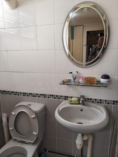 113 Yishun Ring Road, 113 Yishun Ring Road, Sembawang / Yishun, 2 Bedrooms, 689 sqft, HDB Flat For Sale, by Jose Loh Zhenhao, 500271221 - Bathroom - PropertyGuru.com.sg