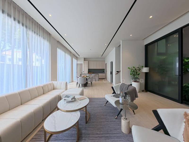 D11 BRAND NEW SEMI D AT HILLCREST, WATTEN ESTATE, BUKIT TIMAH, Watten, Dunearn, Hillcrest, Greenmead, Newton / Novena, 5 Bedrooms, 6,702 sqft, Semi-Detached House For Sale, by Ainsley Chong, 500271226 - Living Room - PropertyGuru.com.sg