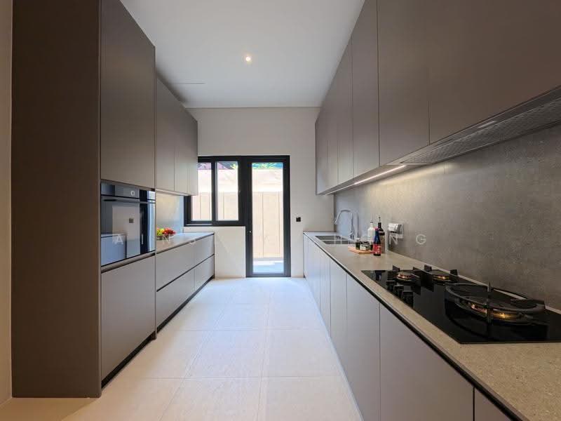 D11 BRAND NEW SEMI D AT HILLCREST, WATTEN ESTATE, BUKIT TIMAH, Watten, Dunearn, Hillcrest, Greenmead, Newton / Novena, 5 Bedrooms, 6,702 sqft, Semi-Detached House For Sale, by Ainsley Chong, 500271226 - PropertyGuru.com.sg