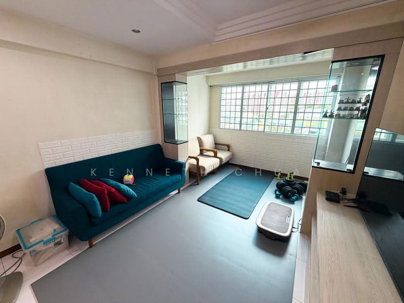 336 Sembawang Crescent, 336 Sembawang Crescent, Sembawang / Yishun, 4 Bedrooms, 1,453 sqft, HDB Flat For Sale, by Kenneth Chua, 500271227 - Living Room - PropertyGuru.com.sg