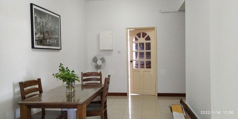 Le Loyang, 43 Jalan Loyang Besar, Changi Airport / Changi Village, 2 Bedrooms, 1,077 sqft, Condominium For Rent, by YvoNne Yeo, 500271243 - Dining Room - PropertyGuru.com.sg
