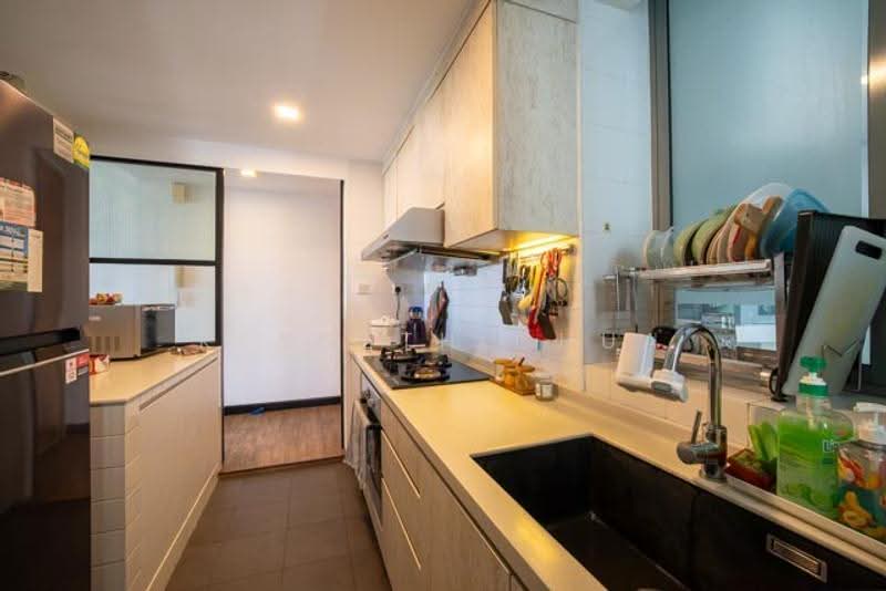 Tanamera Crest, 6 Pari Dedap Walk, Bedok / Upper East Coast, 3 Bedrooms, 1,205 sqft, Condominium For Sale, by Kenneth Chua, 500271254 - Kitchen - PropertyGuru.com.sg