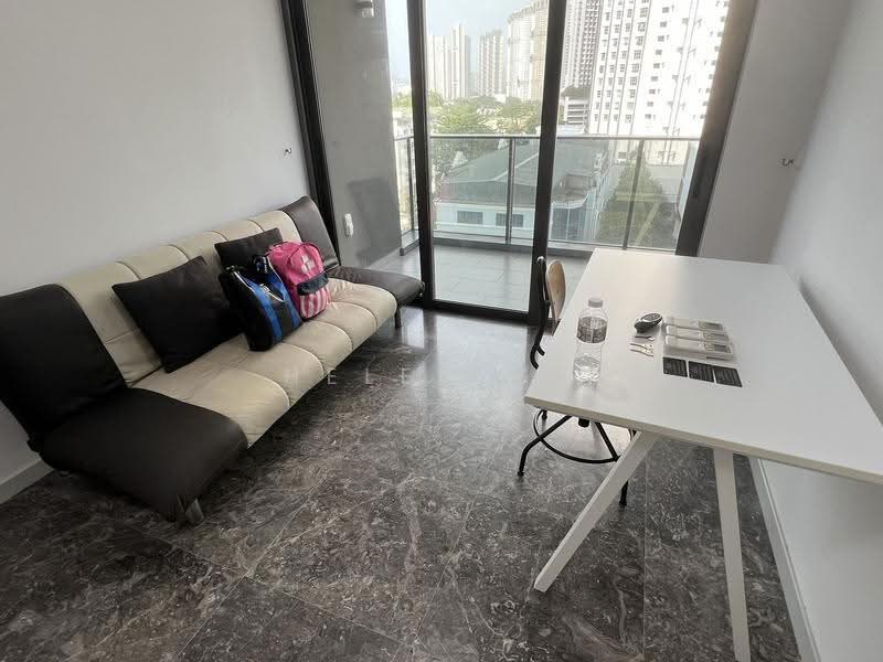 Margaret Ville, 20 Margaret Drive, Alexandra / Commonwealth, 2 Bedrooms, 700 sqft, Apartment For Rent, by Helen HU, 500271277 - Living Room - PropertyGuru.com.sg