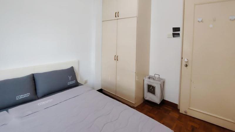 Emerald Park, 2 Indus Road, Alexandra / Commonwealth, Room Rental, 100 sqft, Condominium For Rent, by Yinjie Lee, 500271285 - Common Room $1,600 - PropertyGuru.com.sg