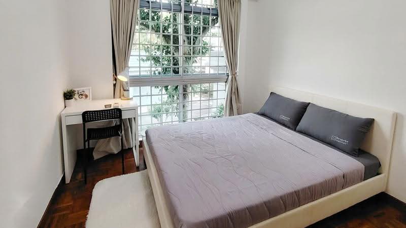 Emerald Park, 2 Indus Road, Alexandra / Commonwealth, Room Rental, 100 sqft, Condominium For Rent, by Yinjie Lee, 500271285 - Common Room $1,600 - PropertyGuru.com.sg