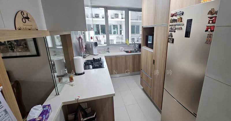 Caspian, 50 Lakeside Drive, Boon Lay / Jurong / Tuas, 3 Bedrooms, 1,238 sqft, Condominium For Sale, by Jean Ang 诗吟, 500271288 - Kitchen - PropertyGuru.com.sg
