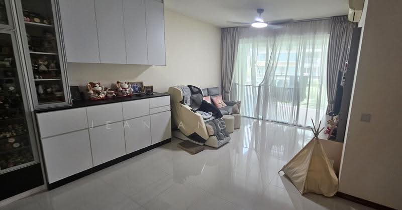 Caspian, 50 Lakeside Drive, Boon Lay / Jurong / Tuas, 3 Bedrooms, 1,238 sqft, Condominium For Sale, by Jean Ang 诗吟, 500271288 - Living Room - PropertyGuru.com.sg