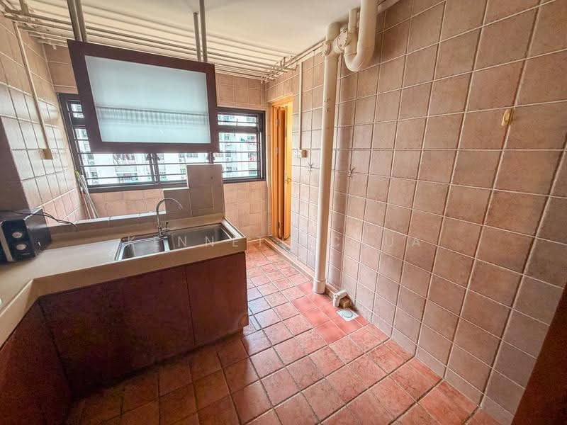 302 Clementi Avenue 4, 302 Clementi Avenue 4, Buona Vista / West Coast / Clementi New Town, 3 Bedrooms, 990 sqft, HDB Flat For Sale, by Kenneth Chua, 500271289 - Kitchen - PropertyGuru.com.sg