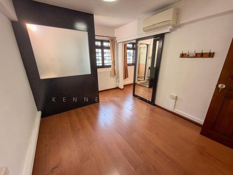 302 Clementi Avenue 4, 302 Clementi Avenue 4, Buona Vista / West Coast / Clementi New Town, 3 Bedrooms, 990 sqft, HDB Flat For Sale, by Kenneth Chua, 500271289 - Interior - PropertyGuru.com.sg