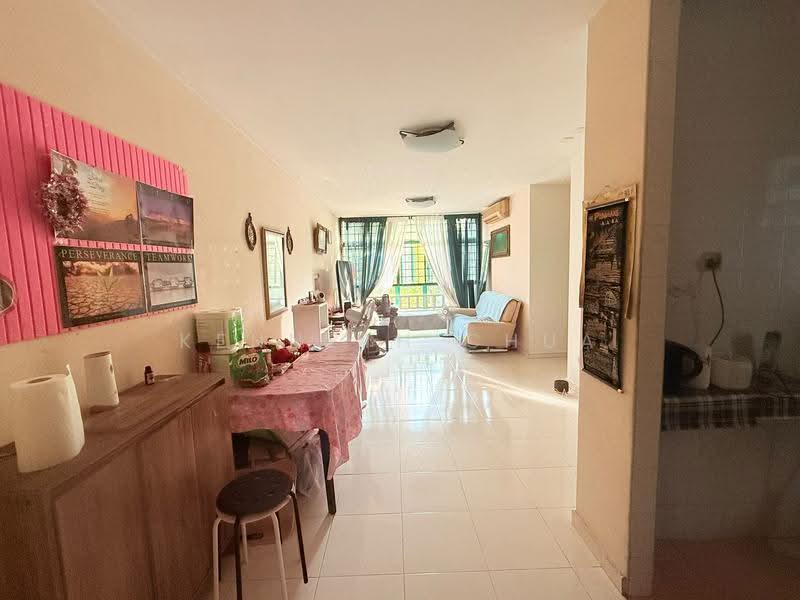 480 Segar Road, 480 Segar Road, Dairy Farm / Bukit Panjang / Choa Chu Kang, 3 Bedrooms, 979 sqft, HDB Flat For Sale, by Kenneth Chua, 500271299 - Living Room - PropertyGuru.com.sg
