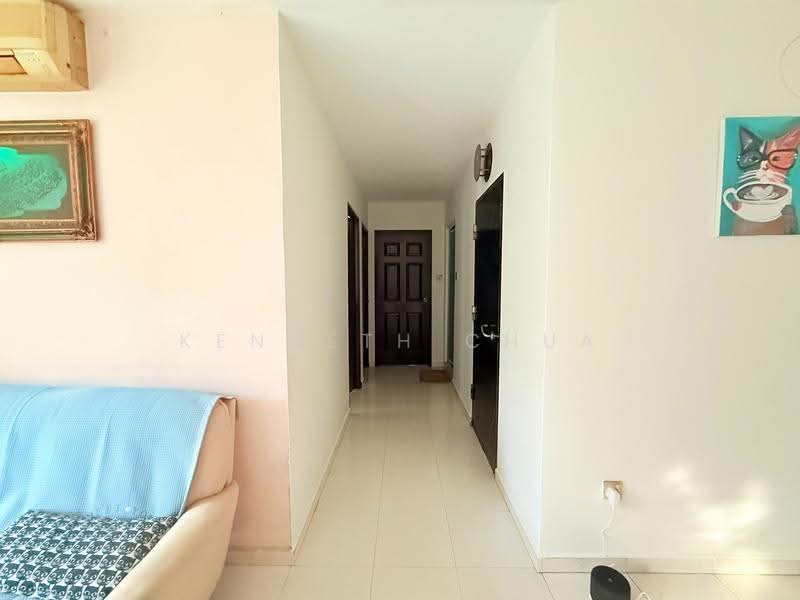480 Segar Road, 480 Segar Road, Dairy Farm / Bukit Panjang / Choa Chu Kang, 3 Bedrooms, 979 sqft, HDB Flat For Sale, by Kenneth Chua, 500271299 - Corridor - PropertyGuru.com.sg