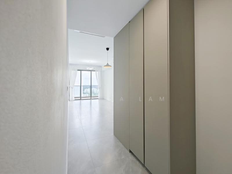 High floor investor's win! Unblocked view! Incredible value!, Clementi Ave 1, Alexandra / Commonwealth, 2 Bedrooms, 764 sqft, Condominium For Sale, by Melissa Lam, 500271301 - Corridor - PropertyGuru.com.sg