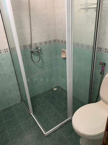 Ballota Park Condo, 154 Mariam Way, Changi Airport / Changi Village, 2 Bedrooms, 1,011 sqft, Condominium For Rent, by April Lee, 500271303 - Bathroom - PropertyGuru.com.sg