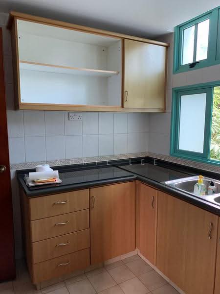Ballota Park Condo, 154 Mariam Way, Changi Airport / Changi Village, 2 Bedrooms, 1,011 sqft, Condominium For Rent, by April Lee, 500271303 - Kitchen - PropertyGuru.com.sg