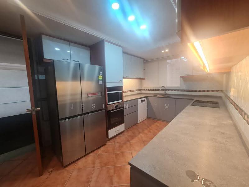 The Claymore, 25 Claymore Road, Orchard / River Valley, 4 Bedrooms, 3,348 sqft, Condominium For Rent, by Jeslyn Lim, 500271306 - Kitchen - PropertyGuru.com.sg