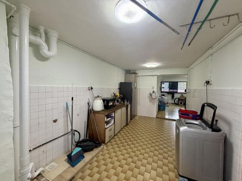 34 Bedok South Avenue 2, 34 Bedok South Avenue 2, Bedok / Upper East Coast, 3 Bedrooms, 968 sqft, HDB Flat For Sale, by Sulaiman Saad, 500271308 - Kitchen - PropertyGuru.com.sg