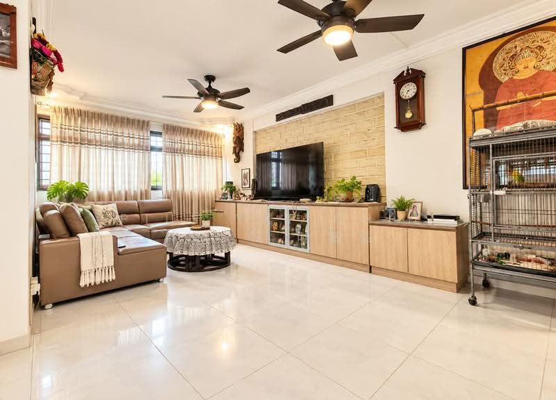 53 Geylang Bahru, 53 Geylang Bahru, Balestier / Toa Payoh, 3 Bedrooms, 1,227 sqft, HDB Flat For Sale, by Pius Yap Chih Hong 叶智弘, 500271309 - Living Room - PropertyGuru.com.sg