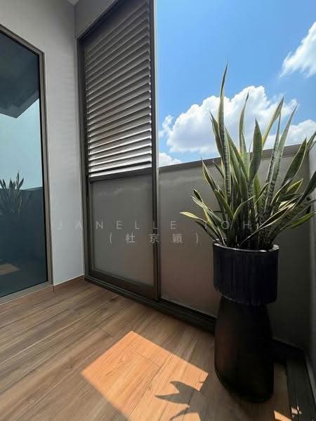NoMa, 333 Guillemard Road, Eunos / Geylang / Paya Lebar, 4 Bedrooms, 1,335 sqft, Condominium For Rent, by Janelle Toh (杜京穎), 500271310 - Front Balcony - PropertyGuru.com.sg