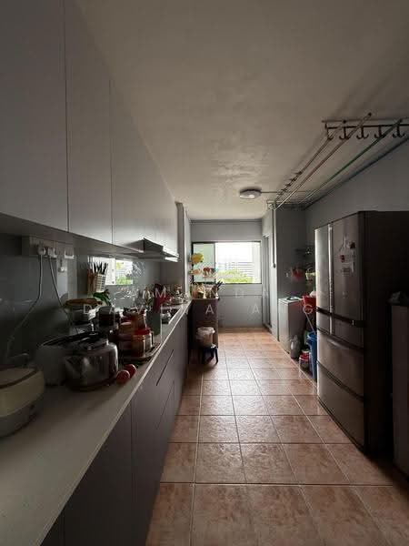 270 Tampines Street 21, 270 Tampines Street 21, Pasir Ris / Tampines, Room Rental, 120 sqft, HDB Flat For Rent, by Amanda Davina Ang, 500271324 - Kitchen - PropertyGuru.com.sg