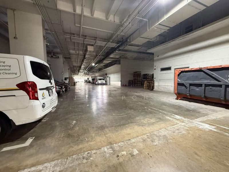Mega@Woodlands, 39 Woodlands Close, Admiralty / Woodlands, 1,711 sqft, Light Industrial (B1) For Sale, by Jess Poh, 500271354 - Car Park - CommercialGuru.com.sg