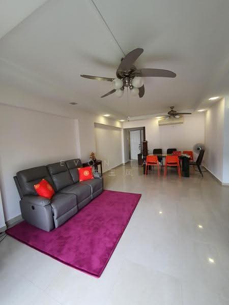 643 Choa Chu Kang Street 64, 643 Choa Chu Kang Street 64, Dairy Farm / Bukit Panjang / Choa Chu Kang, Room Rental, 500 sqft, HDB Flat For Rent, by Evon Tan 陈玉凤, 500271356 - Living Room - PropertyGuru.com.sg