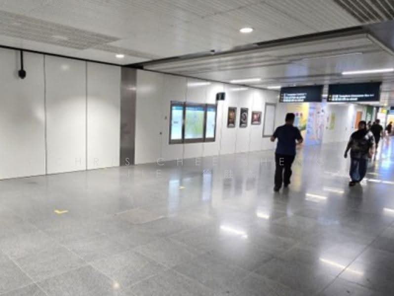 F&B FOR TAKE OVER @ TAMPINES DOWNTOWN MRT, Pasir Ris / Tampines, 633 sqft, Food & Beverage For Rent, by Chris Chee Sheng Jie 徐胜杰, 500271358 - Corridor - CommercialGuru.com.sg