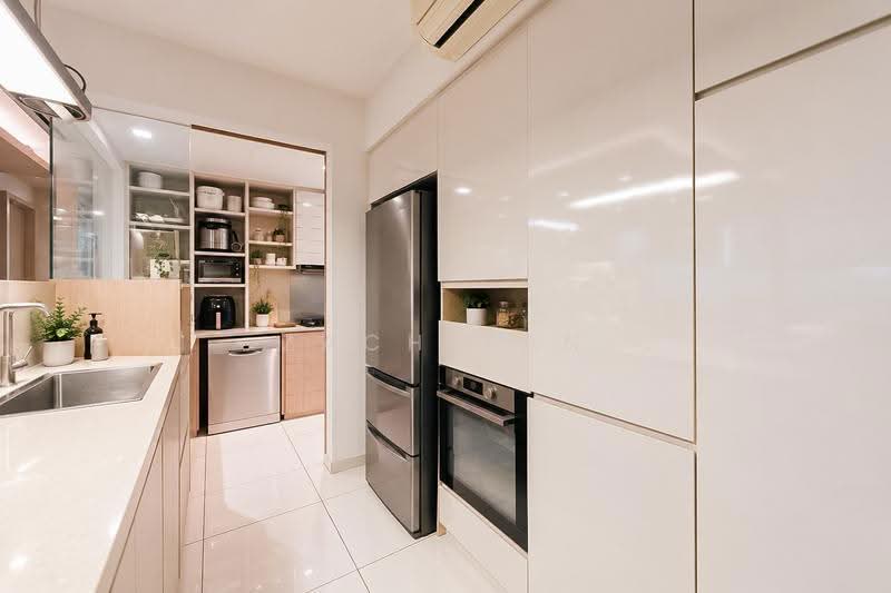 Twin Waterfalls, 82 Punggol Central, Hougang / Punggol / Sengkang, 4 Bedrooms, 1,238 sqft, Condominium For Sale, by Zach Tan, 500271363 - Kitchen - PropertyGuru.com.sg