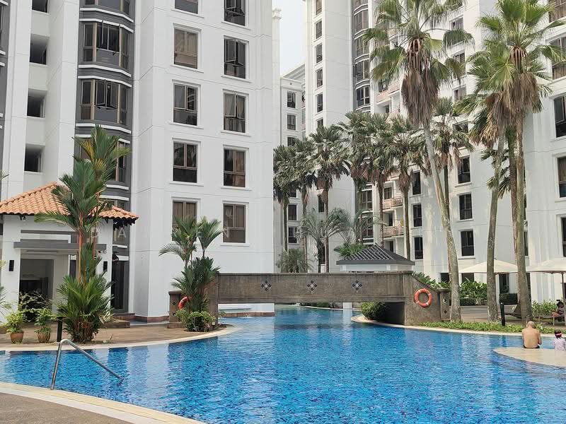 Parkview Apartments, 1 Bukit Batok Street 25, Dairy Farm / Bukit Panjang / Choa Chu Kang, 3 Bedrooms, 1,120 sqft, Apartment For Sale, by Darren Phua Jun Feng, 500271365 - Exterior - PropertyGuru.com.sg