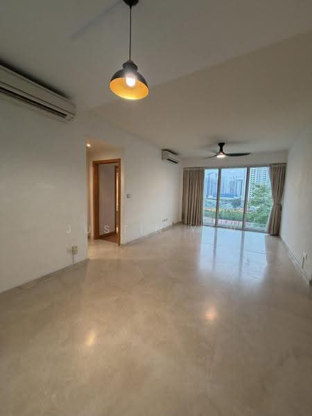 Parc Emily, 7 Mount Emily Road, Orchard / River Valley, 2 Bedrooms, 1,012 sqft, Condominium For Sale, by Justin Yew, 500271366 - Living Room - PropertyGuru.com.sg