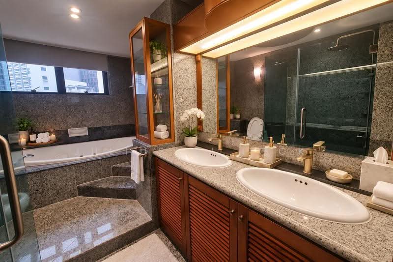 The Claymore, 25 Claymore Road, Orchard / River Valley, 4 Bedrooms, 3,348 sqft, Condominium For Rent, by Julius WL Fock, 500271369 - Bathroom - PropertyGuru.com.sg