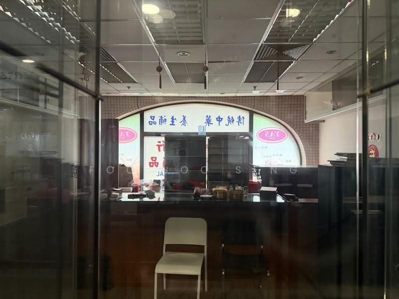 Furama City Centre, 60 Eu Tong Sen Street, Boat Quay / Raffles Place / Marina, 441 sqft, Other Retail For Rent, by Foo Hoo Seng, 500271370 - CommercialGuru.com.sg