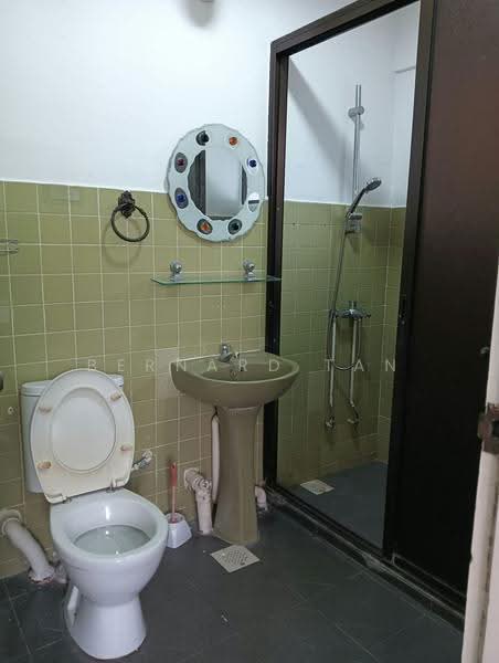 Laguna Park, 5000D Marine Parade Road, East Coast / Marine Parade, Room Rental, 150 sqft, Apartment For Rent, by Bernard Tan, 500271373 - Bathroom - PropertyGuru.com.sg