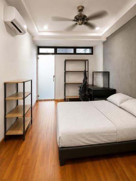 Sembawang Villas, Sembawang Villas, Sembawang / Yishun, 5 Bedrooms, 4,000 sqft, Semi-Detached House For Sale, by Eden Li, 500271377 - PropertyGuru.com.sg