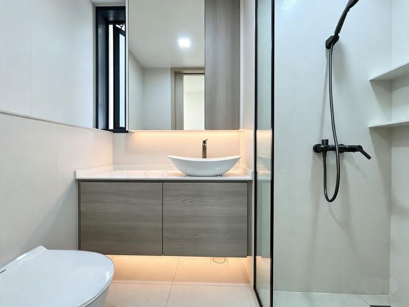 The Panorama, 8 Ang Mo Kio Ave 2, Ang Mo Kio / Bishan / Thomson, 3 Bedrooms, 1,012 sqft, Condominium For Sale, by Elson Wang, 500271379 - Bathroom - PropertyGuru.com.sg