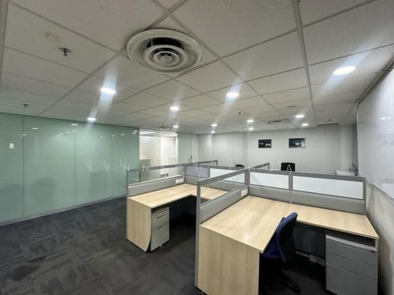 Motor Image (Subaru), 19 Lorong 8 Toa Payoh, Balestier / Toa Payoh, 6,041 sqft, Office For Rent, by Kenneth Chua, 500271380 - Interior - CommercialGuru.com.sg