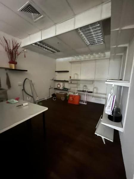 Far East Plaza, 14 Scotts Road, Orchard / River Valley, 291 sqft, Mall Shop For Rent, by Marcus Tay, 500271382 - Interior - CommercialGuru.com.sg