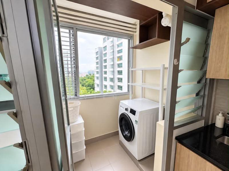 513B Yishun Street 51, 513B Yishun Street 51, Sembawang / Yishun, 3 Bedrooms, 1,216 sqft, HDB Flat For Sale, by Vivien Yeo, 500271383 - Balcony - PropertyGuru.com.sg