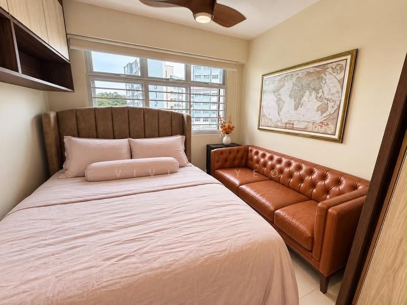 513B Yishun Street 51, 513B Yishun Street 51, Sembawang / Yishun, 3 Bedrooms, 1,216 sqft, HDB Flat For Sale, by Vivien Yeo, 500271383 - Bedroom - PropertyGuru.com.sg
