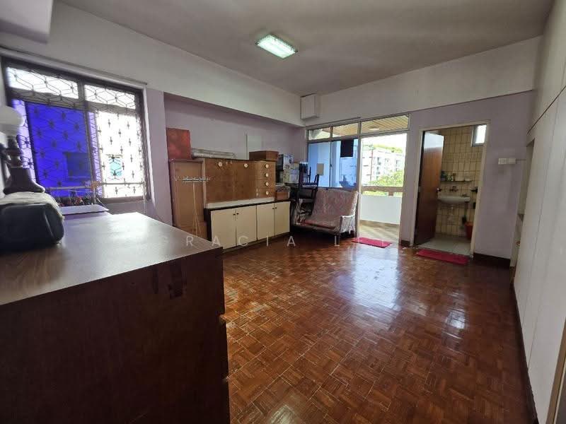 Sing Lian Building, 386 Changi Road, Eunos / Geylang / Paya Lebar, 4 Bedrooms, 2,045 sqft, Apartment For Sale, by Gracia Lee, 500271384 - PropertyGuru.com.sg