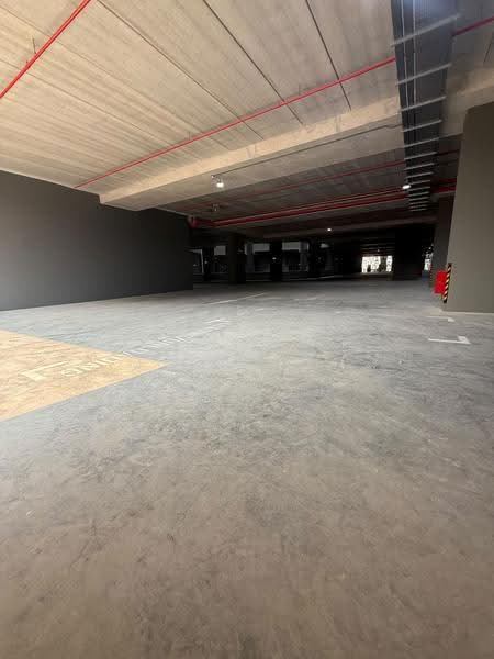 Tampines Connection, 2 Tampines North Drive 4, Pasir Ris / Tampines, 1,991 sqft, Factory / Workshop (B2) For Rent, by Jess Poh, 500271395 - Car Park - CommercialGuru.com.sg