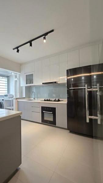 183A Woodlands Street 13, 183A Woodlands Street 13, Admiralty / Woodlands, 3 Bedrooms, 1,001 sqft, HDB Flat For Sale, by Dennis Lim, 500271408 - Kitchen - PropertyGuru.com.sg