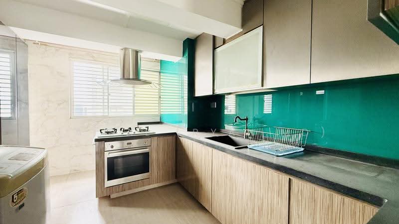 2 Tanjong Pagar Plaza, 2 Tanjong Pagar Plaza, Chinatown / Tanjong Pagar, 2 Bedrooms, 635 sqft, HDB Flat For Sale, by Faisal (Ryan MD), 500271421 - Kitchen - PropertyGuru.com.sg