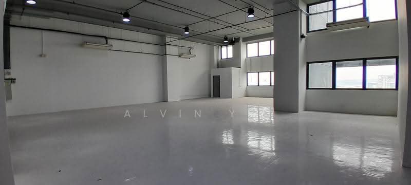 Ready Fitted Car And Accessories Industrial Unit for Rent At Carros Centre, Admiralty / Woodlands, 2,928 sqft, Factory / Workshop (B2) For Rent, by Alvin Yeo, 500271431 - Interior - CommercialGuru.com.sg