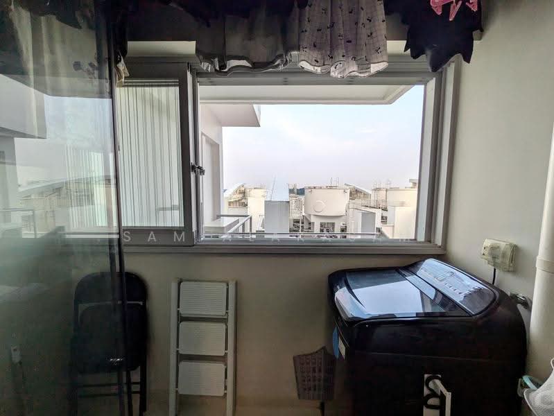 442C Fajar Road, 442C Fajar Road, Dairy Farm / Bukit Panjang / Choa Chu Kang, 3 Bedrooms, 1,001 sqft, HDB Flat For Sale, by Sam Alakasam, 500271432 - Balcony - PropertyGuru.com.sg