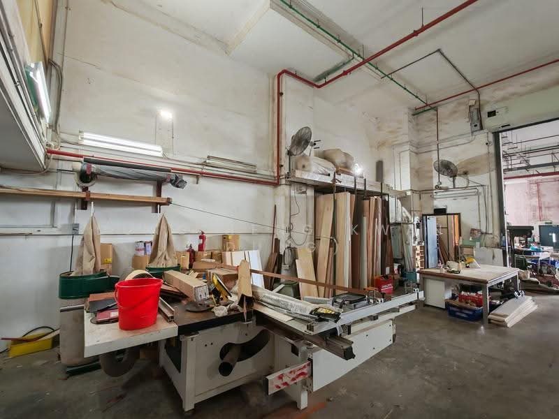 Carpentry | Car Workshop | B2 Trades, Changi. Loyang, Changi Airport / Changi Village, 3,000 sqft, Factory / Workshop (B2) For Sale, by Dung Heng Kwan (Dung), 500271438 - Interior - CommercialGuru.com.sg