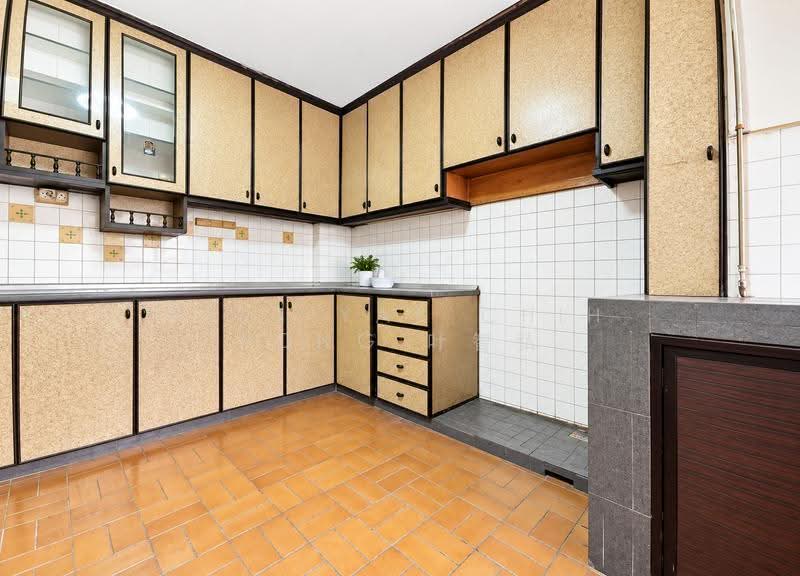 102 Potong Pasir Avenue 1, 102 Potong Pasir Avenue 1, Macpherson / Potong Pasir, 2 Bedrooms, 797 sqft, HDB Flat For Sale, by Pius Yap Chih Hong 叶智弘, 500271440 - Kitchen - PropertyGuru.com.sg